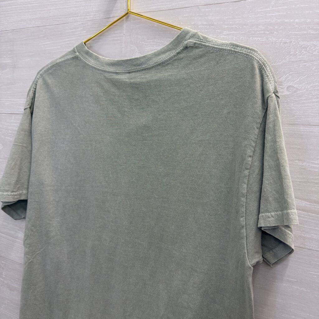 PacSun Green/ Multi Short Sleeve Graphic Tee Medium