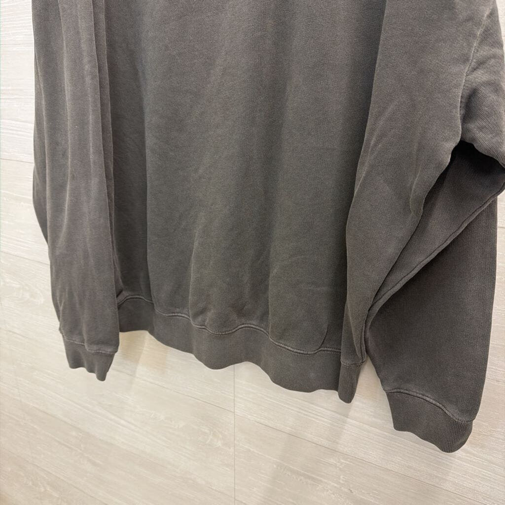 Clare V Grey Graphic Crewneck Sweatshirt Extra Large