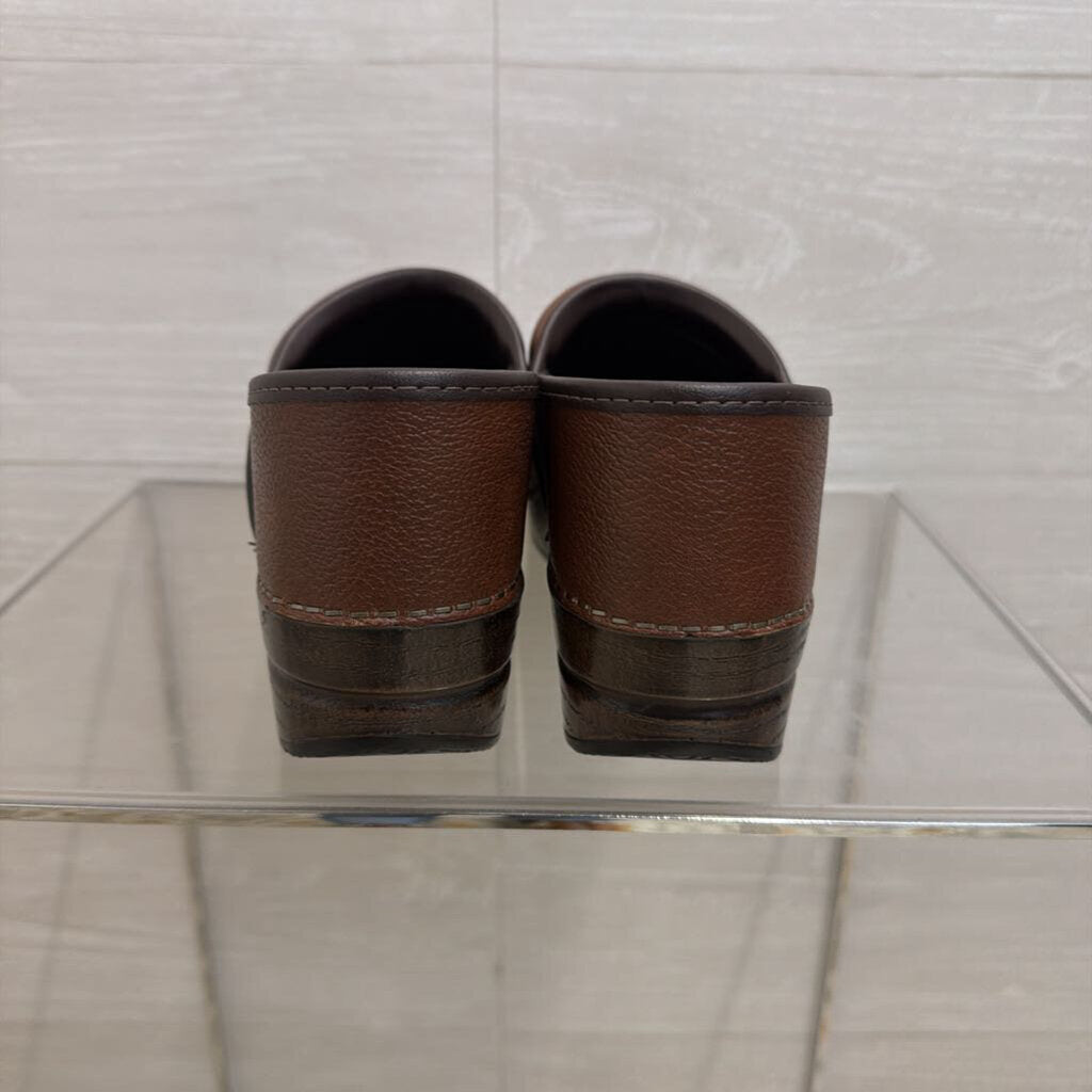 Dansko Brown Leather Professional Clogs 39