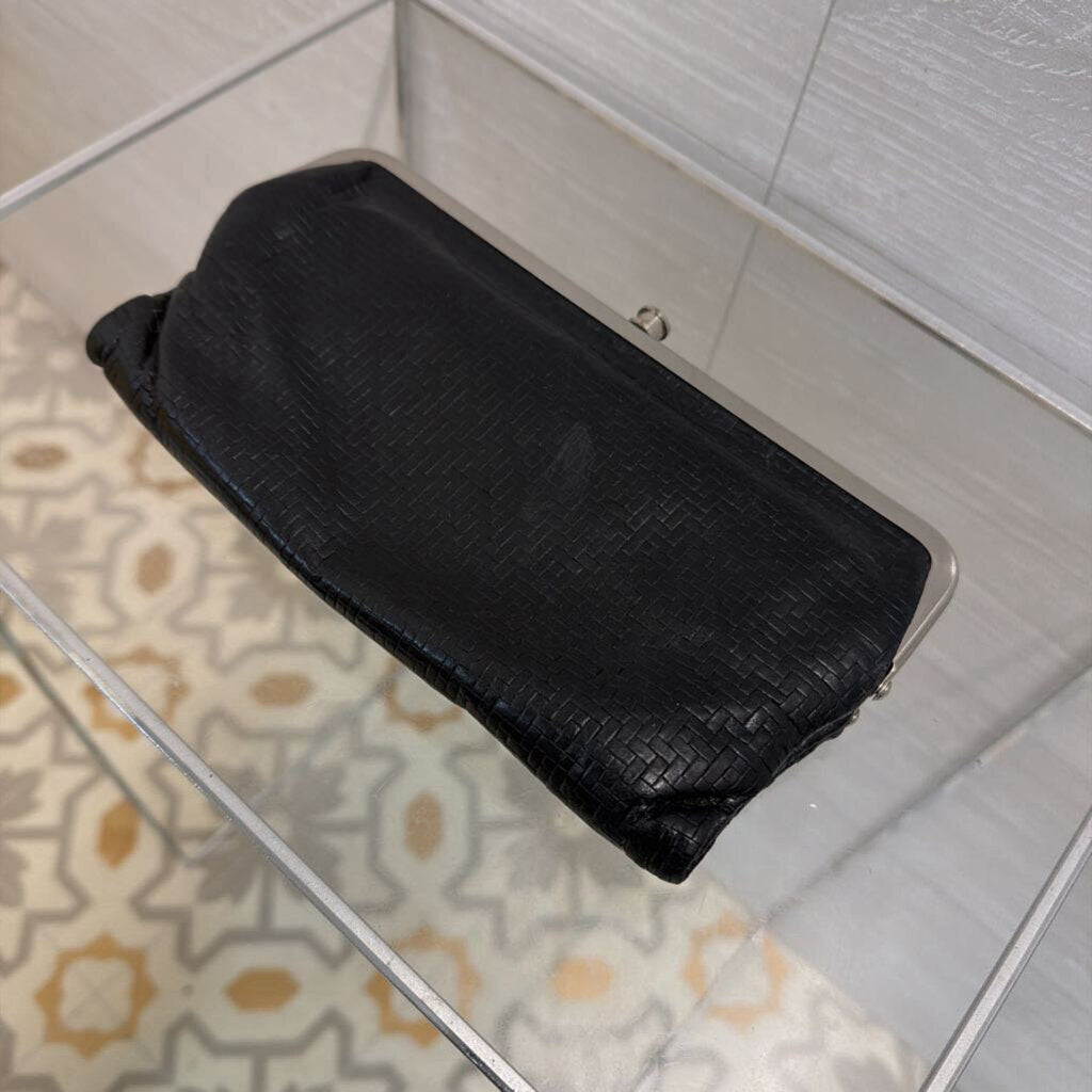 Hobo Black Lauren Clutch Wallet