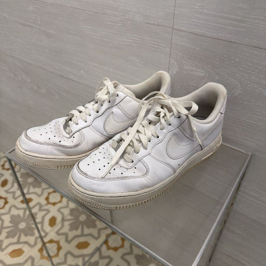 Nike White Air Force 1 '07 Sneakers 9