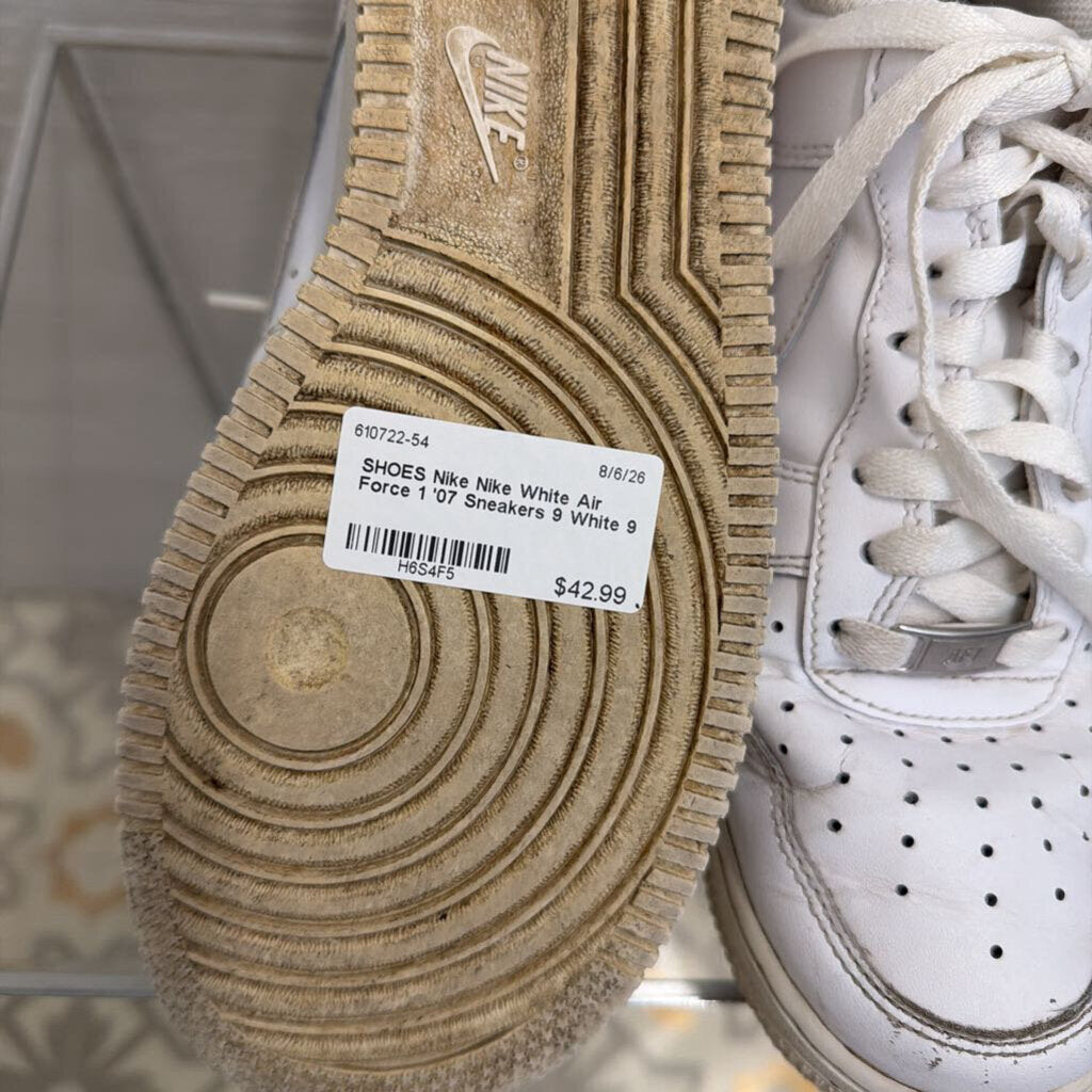 Nike White Air Force 1 '07 Sneakers 9
