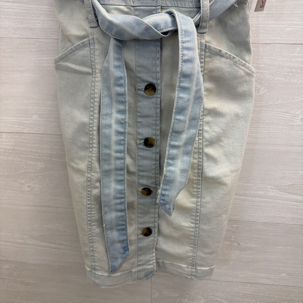 SO Light Wash Button Front Tie Waist Denim Dress Medium