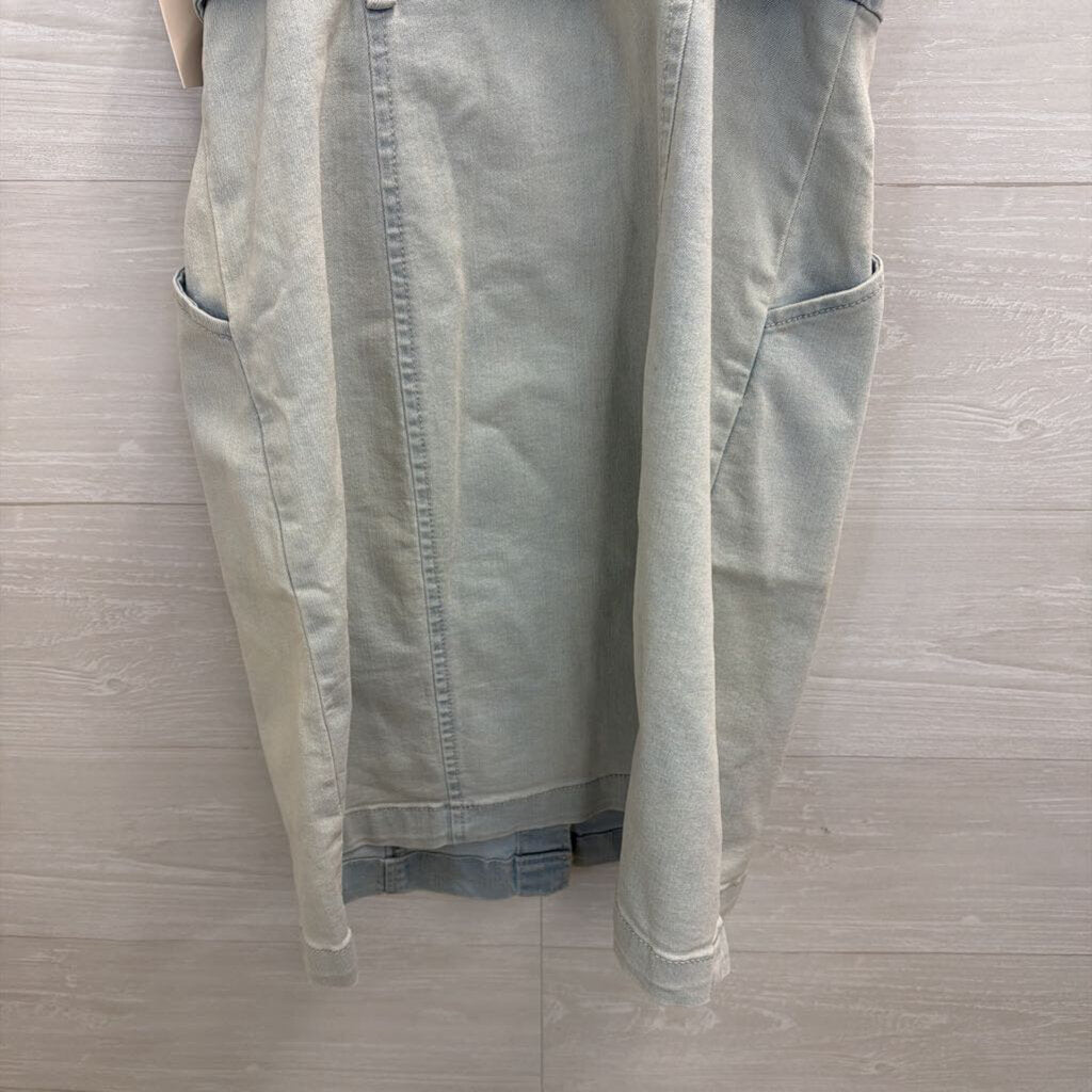 SO Light Wash Button Front Tie Waist Denim Dress Medium