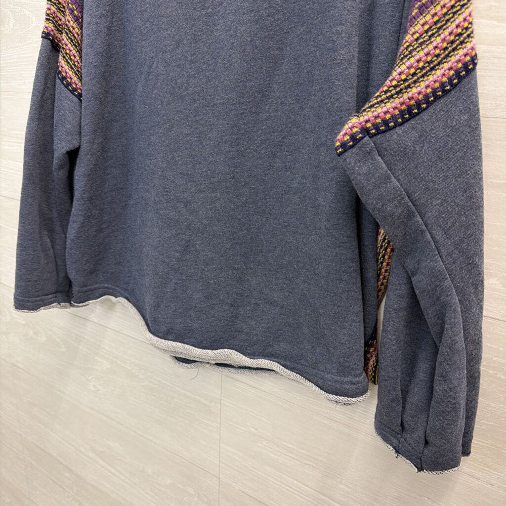 Natural Life Blue/ Multi Long Sleeve Slouchy Top Small/ Medium