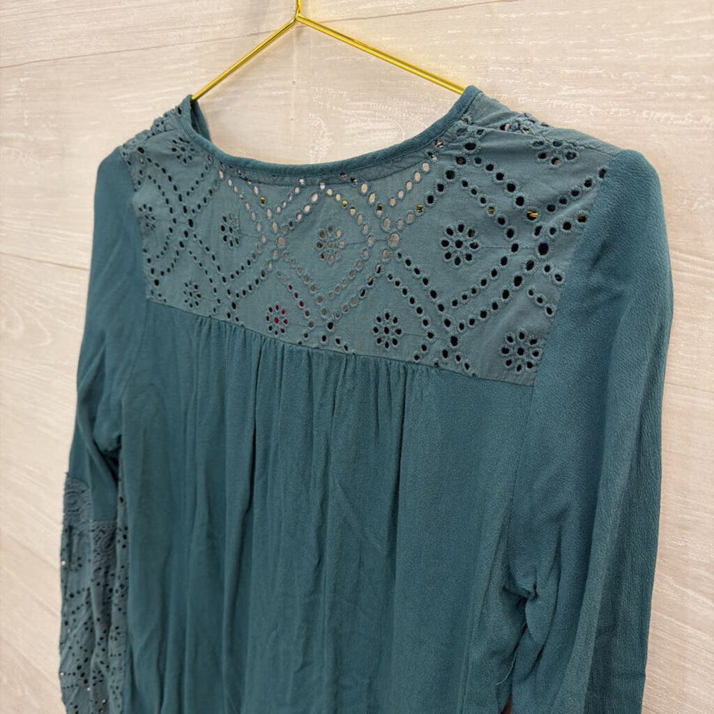 Knox Rose Teal Long Sleeve Eyelet Detail Top Small