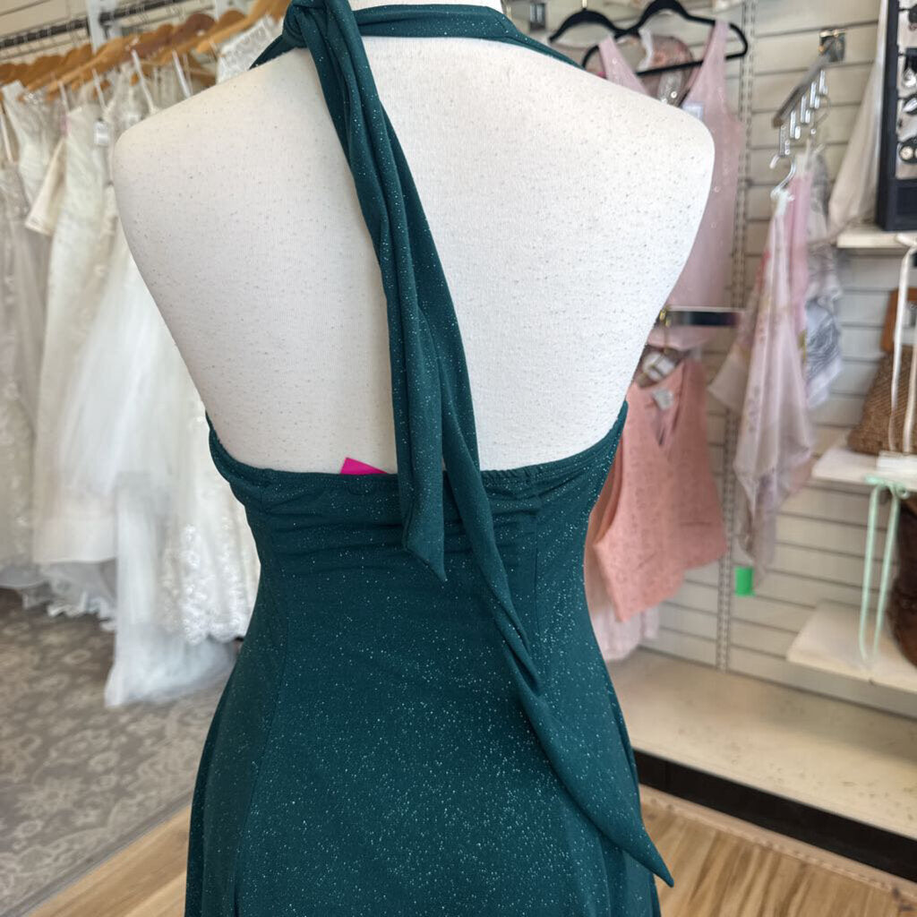 Windsor Green Shimmer Halter Neck Short Formal Dress Medium