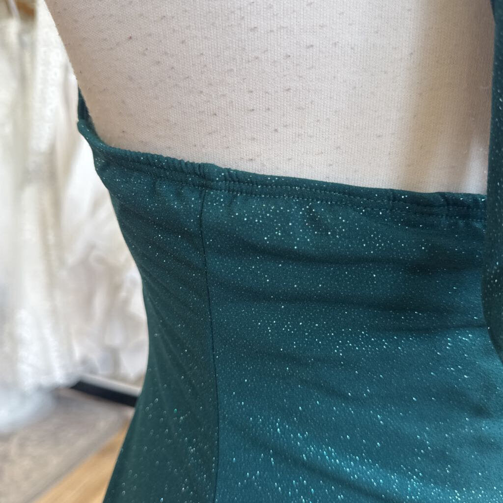 Windsor Green Shimmer Halter Neck Short Formal Dress Medium