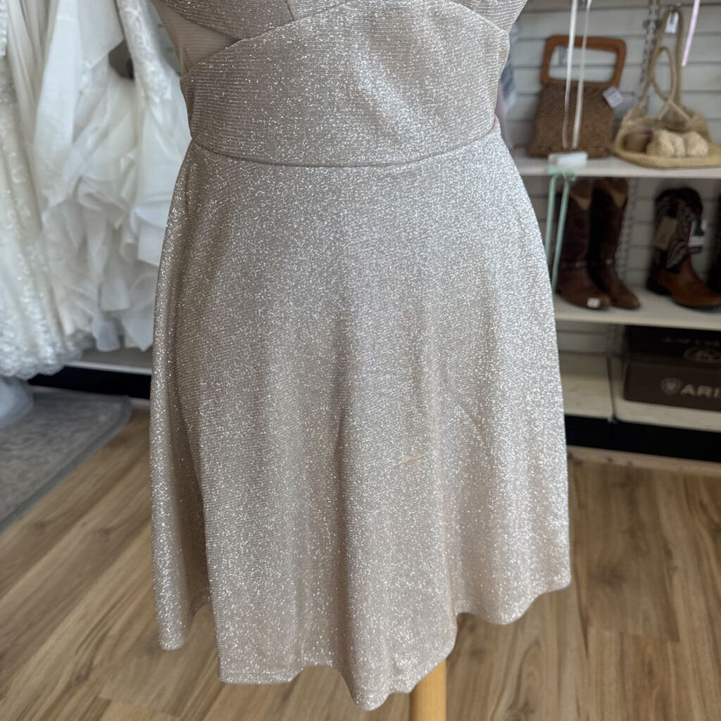 Trixxi Gold Shimmer Cutout Detail Short Formal Dress Medium