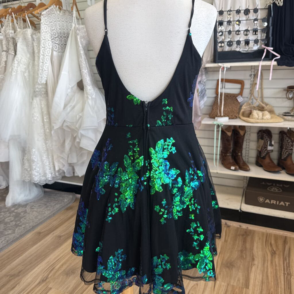 City Studio Black/ Multi Sequin Print Short Formal Dress 9/10