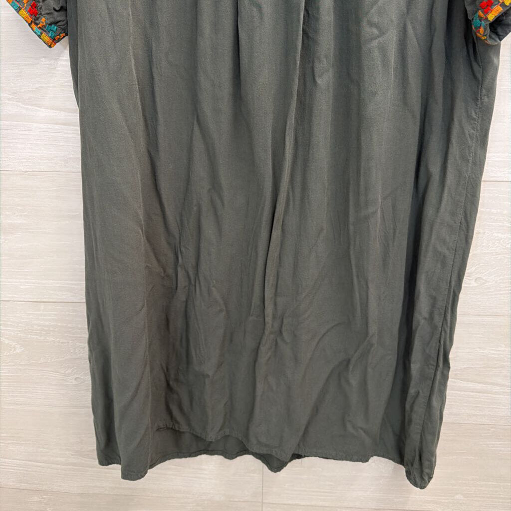 Green/ Multi Embroidered Detail Short Sleeve Dress Small
