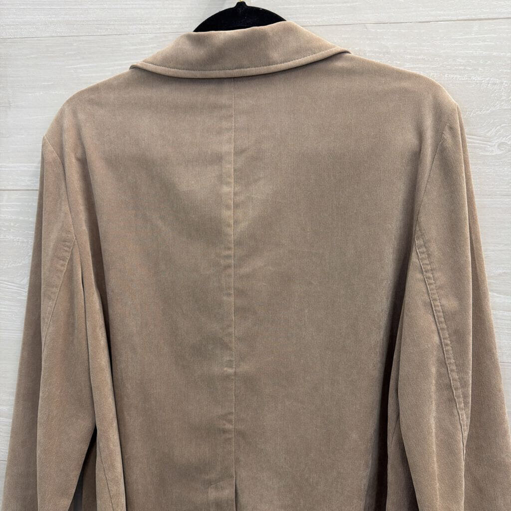 Beige Soft Button Front Lightweight Jacket Medium