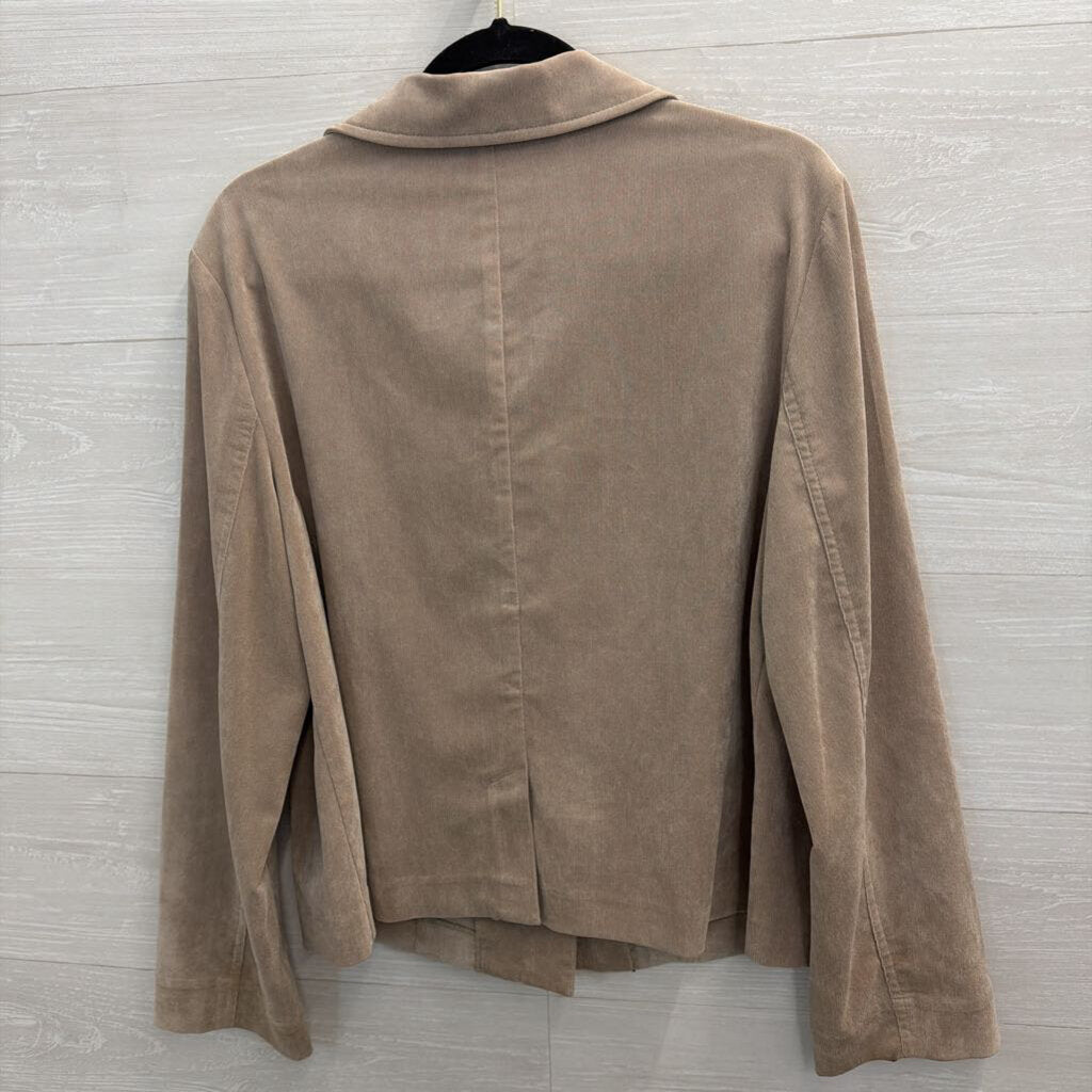 Beige Soft Button Front Lightweight Jacket Medium