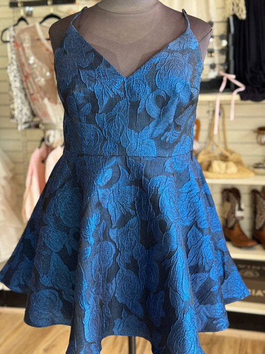 Jules and Cleo Blue Shimmer Brocade Short Formal Dress20