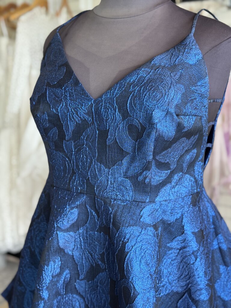 Jules and Cleo Blue Shimmer Brocade Short Formal Dress20