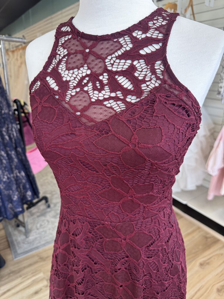 Material Girl Burgundy Lace Short Formal Dress Large