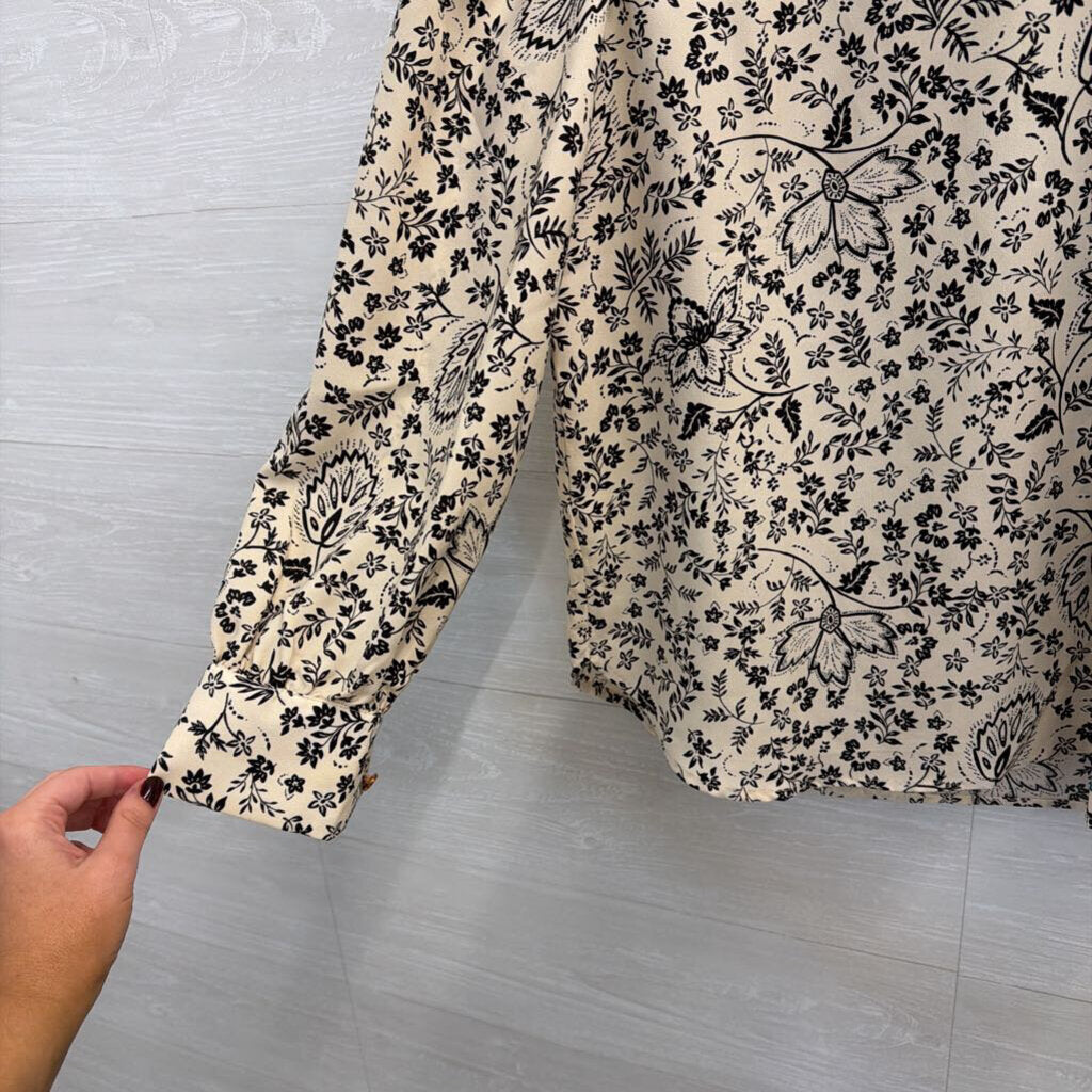 Beige/ Black Print Long Sleeve Top Medium
