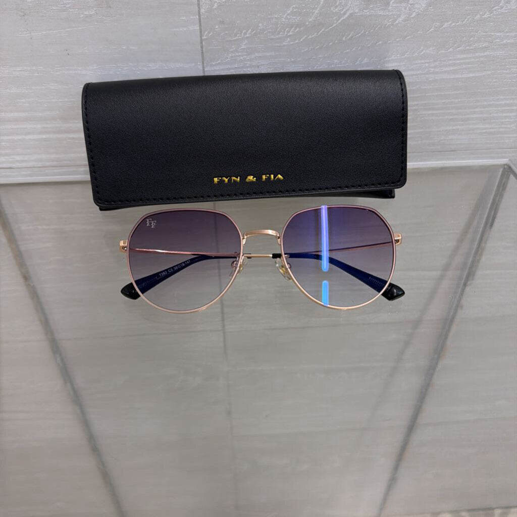 Fyn and Fia Rose Gold Gradient Lense Sunglasses