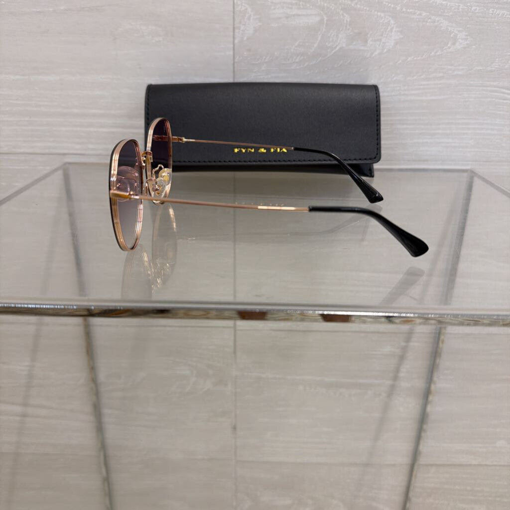 Fyn and Fia Rose Gold Gradient Lense Sunglasses