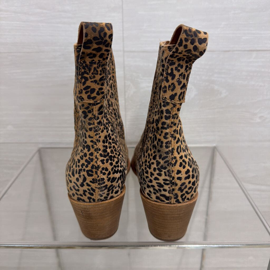 Dolce Vita Brown/ Black Leopard Print Serna Booties 8