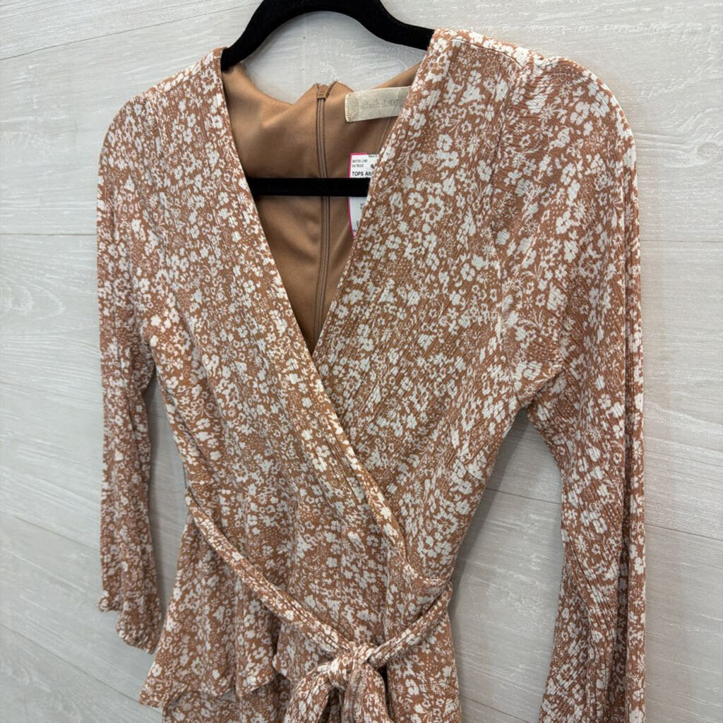 Altar'd State Mauve/ White Print Long Sleeve Tunic Top Small