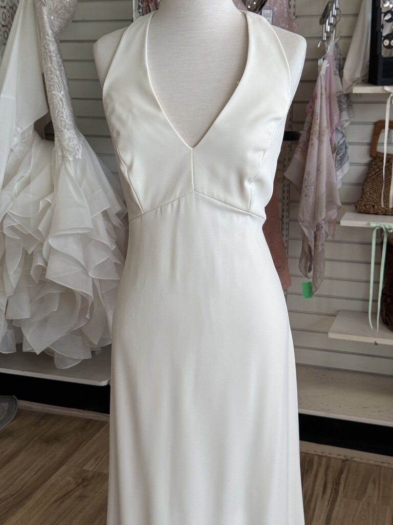 Dessy Collection Ivory V Neck Bridal Gown 12