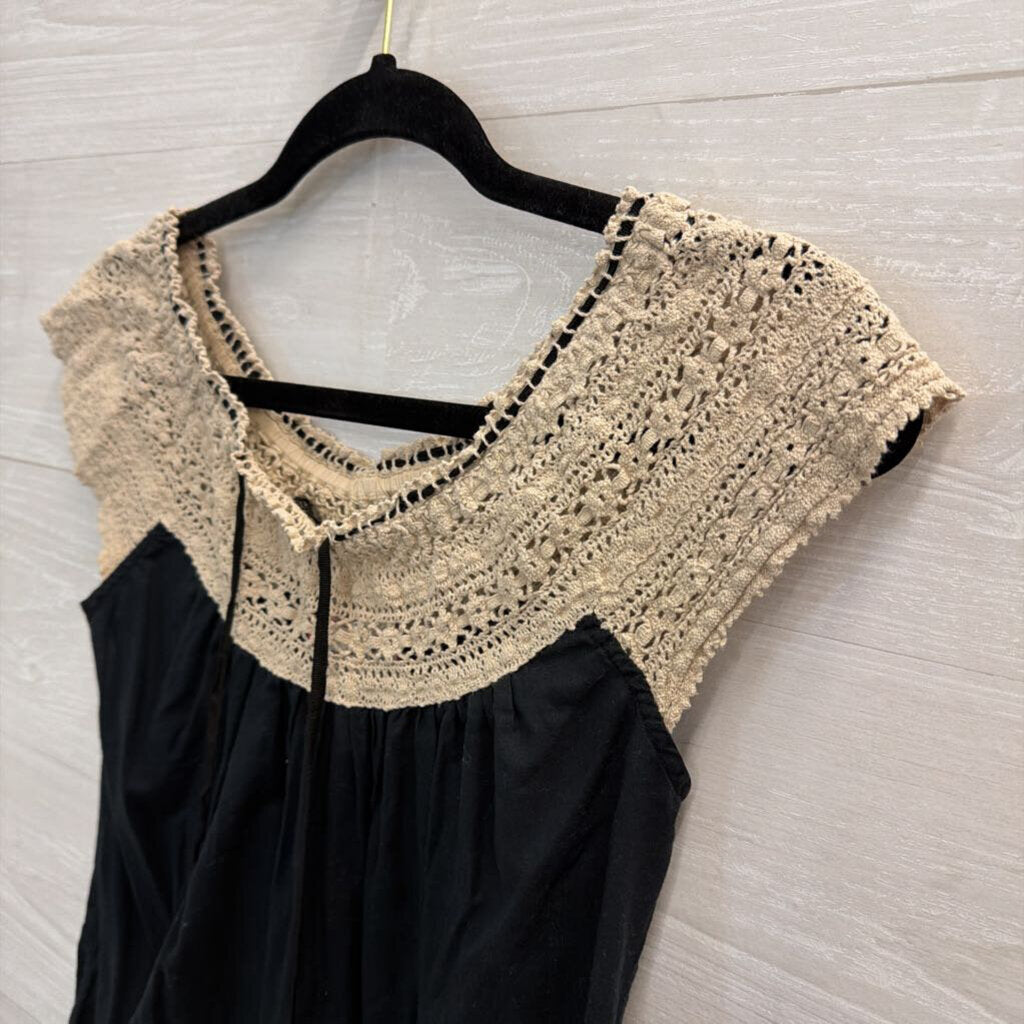 Lucky Brand Black/ Cream Crochet Detail Top Extra Small