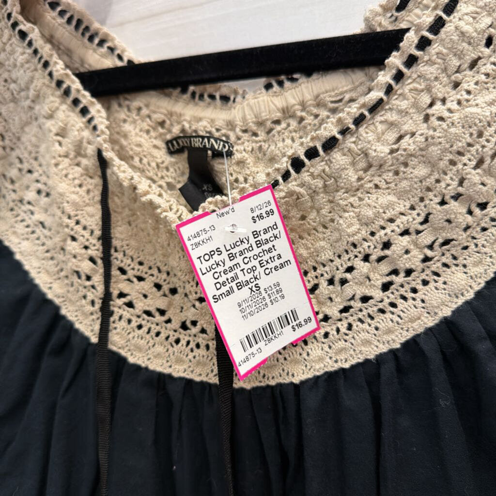Lucky Brand Black/ Cream Crochet Detail Top Extra Small
