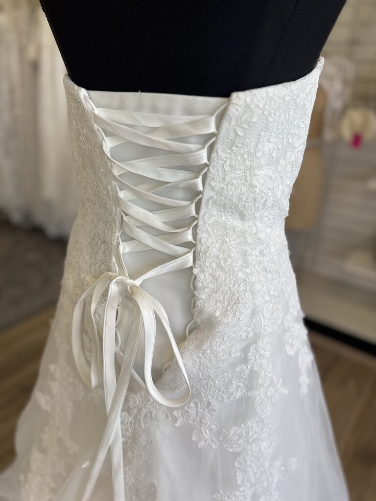 Amera Vera White Lace Strapless Bridal Gown 16