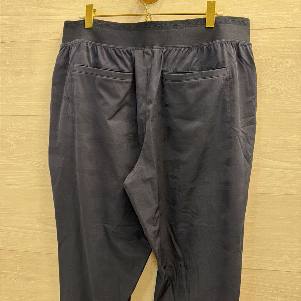Athleta Navy Camo Print Pull On Pants 14 Petite