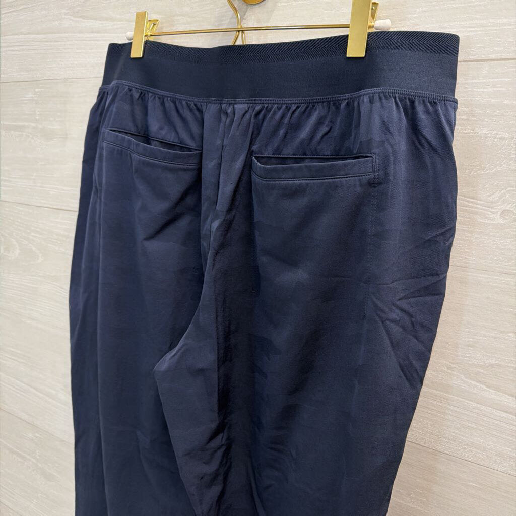 Athleta Navy Camo Print Pull On Pants 14 Petite