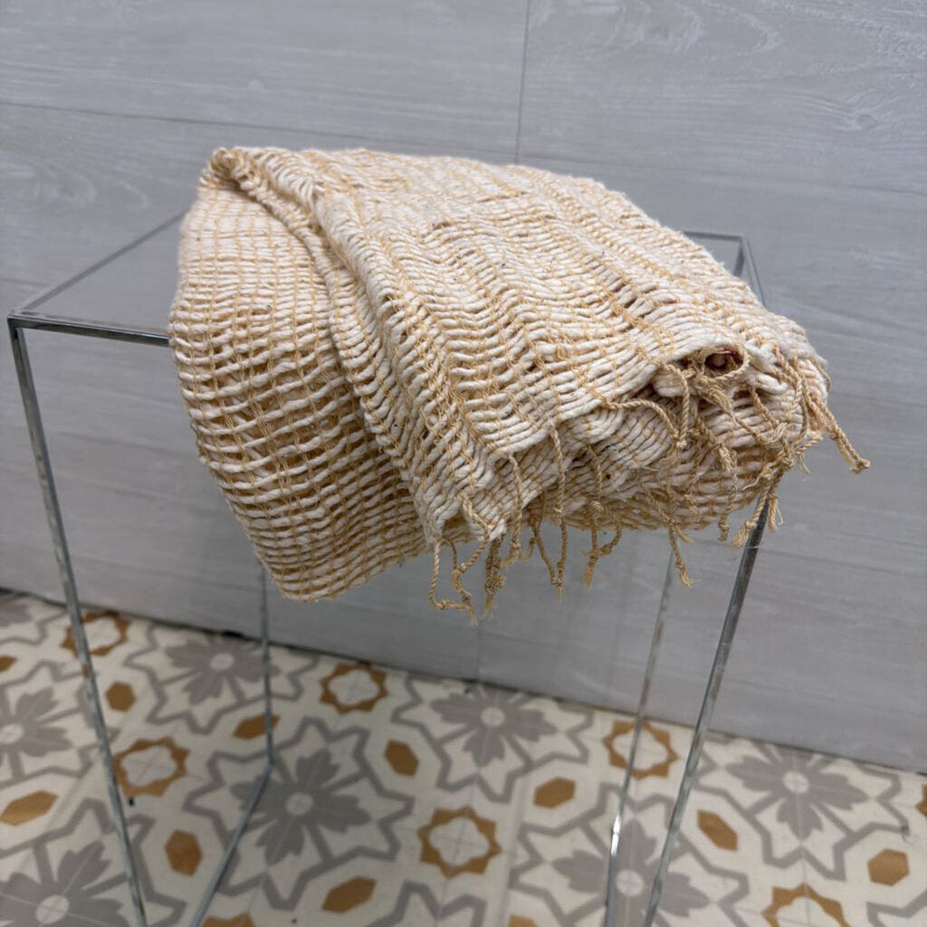 Cream/ Beige Open Knit Scarf