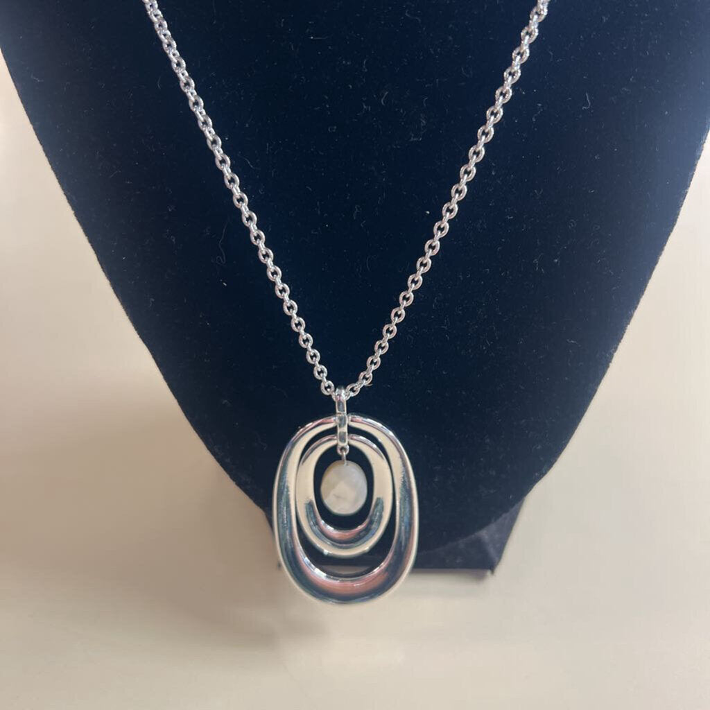 Silver Pendant Necklace