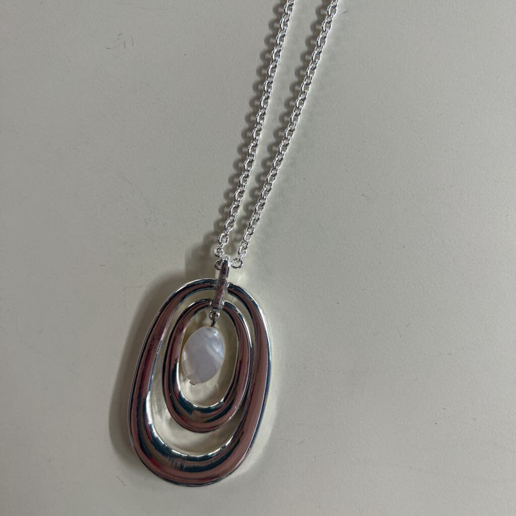 Silver Pendant Necklace