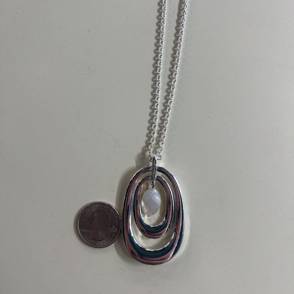 Silver Pendant Necklace