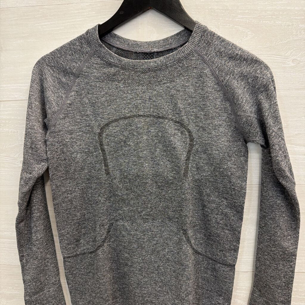 Lululemon Grey Long Sleeve Athletic Top Small