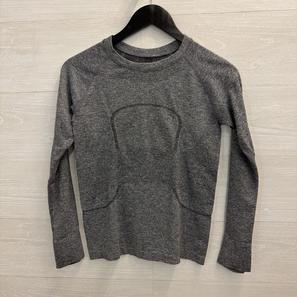 Lululemon Grey Long Sleeve Athletic Top Small