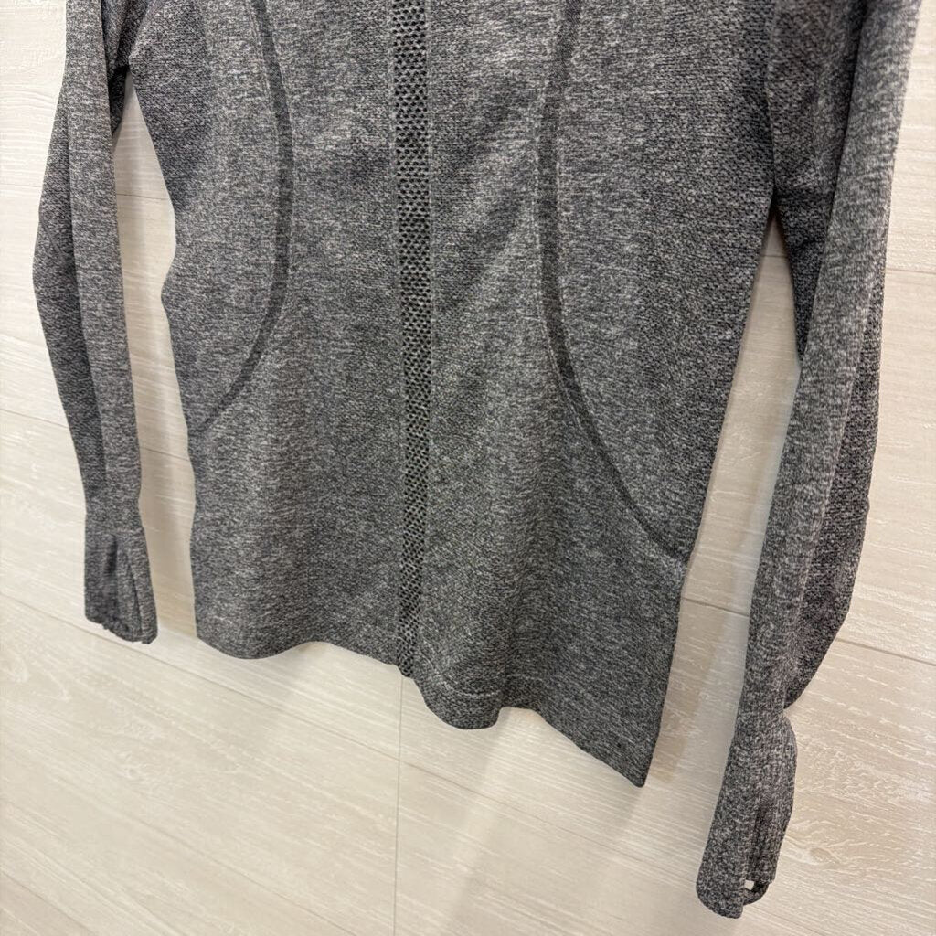 Lululemon Grey Long Sleeve Athletic Top Small