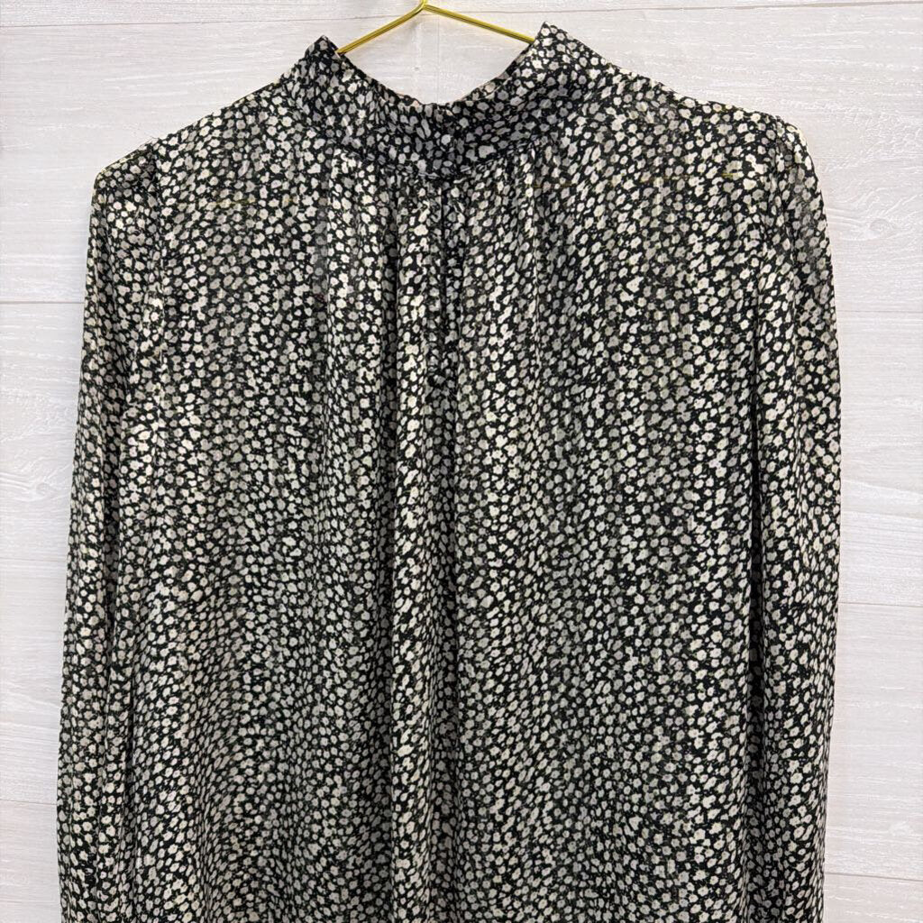 Black/ White Floral Print Long Sleeve Mock Neck Top Large