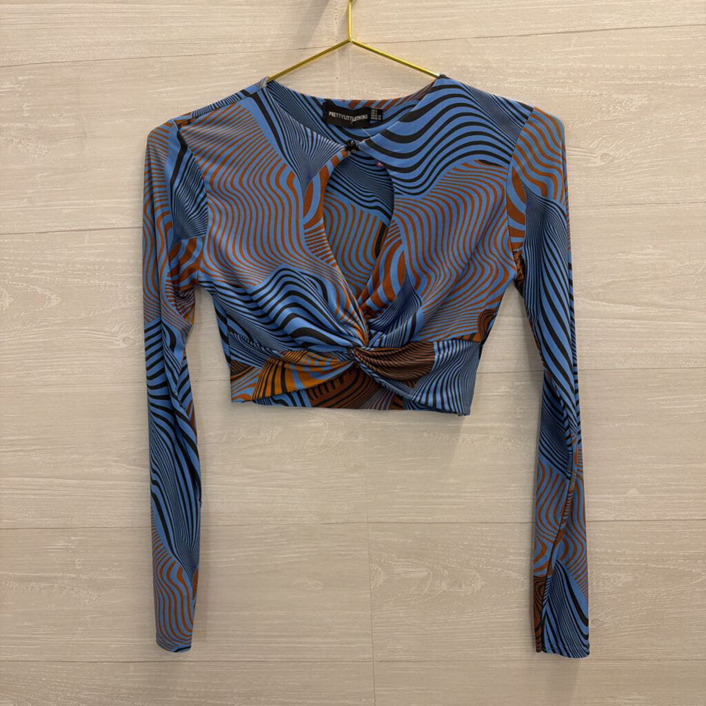 Pretty Little Thing Blue/ Multi Print Cropped Long Sleeve Top 4