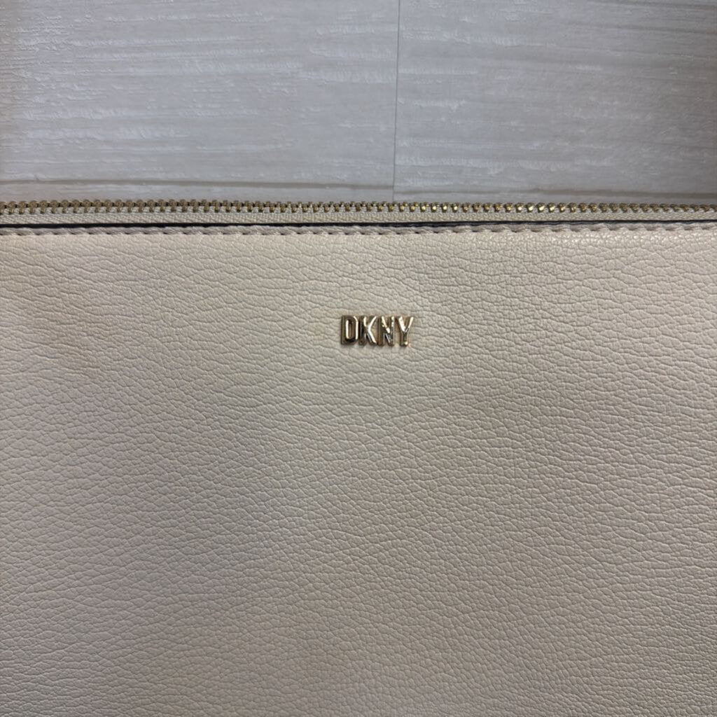 DKNY Cream Leather Crossbody Purse With Pouch