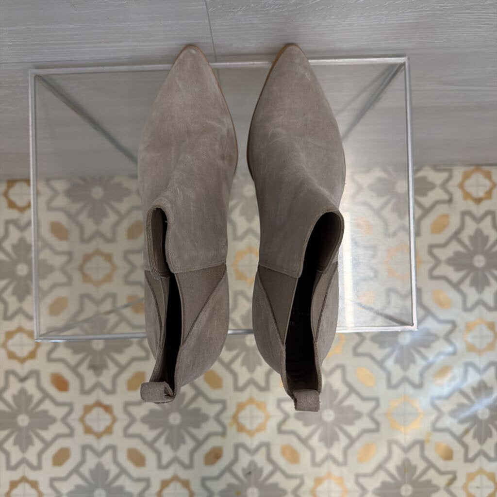 Marc Fisher Grey Suede LTD Yale Point Toe Chelsea Booties 8.5
