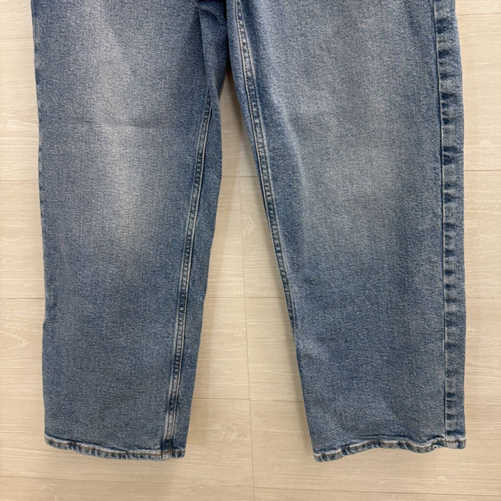 Eddie Bauer Light Wash Authentic Voyager High Rise Crop Jeans 4