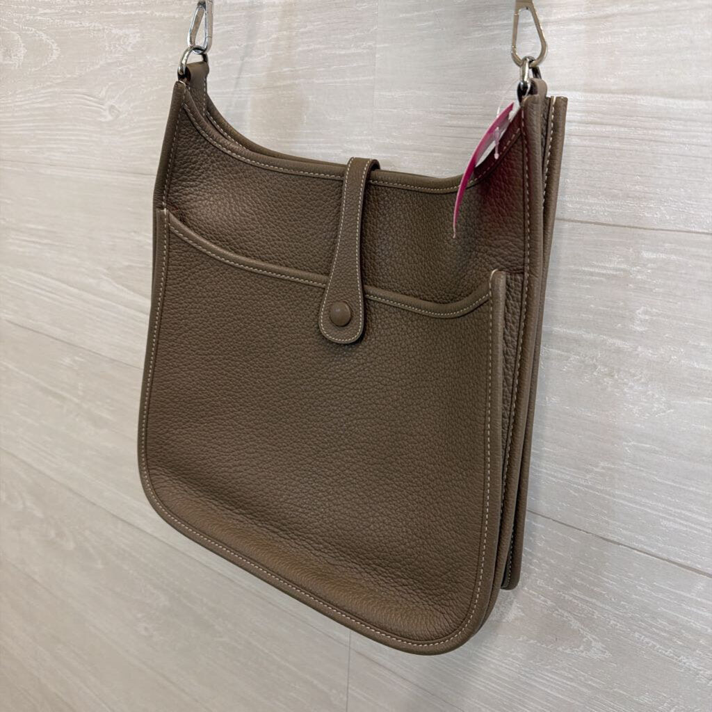 Hermes Etoupe Leather Evelyne PM 29 Purse