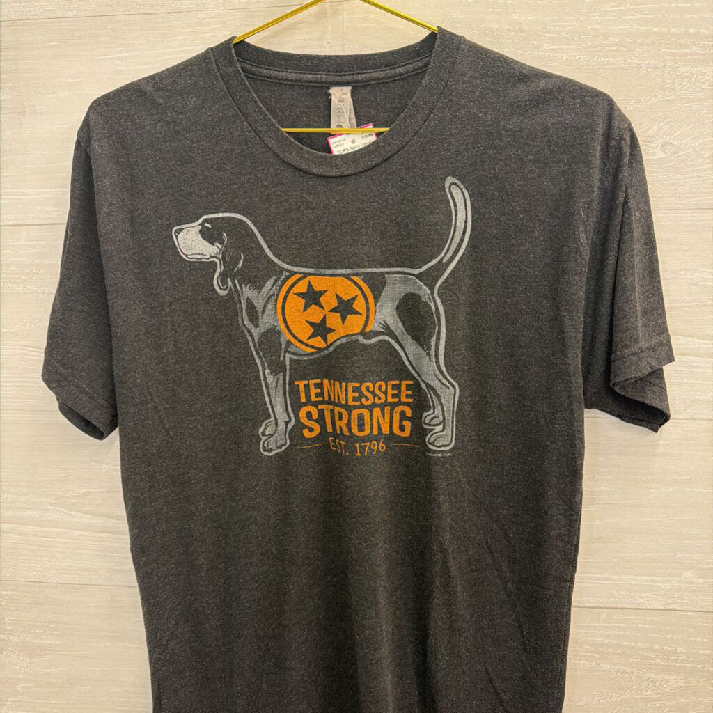 Grey Tennessee Strong Short Sleeve Graphic Tee Medium