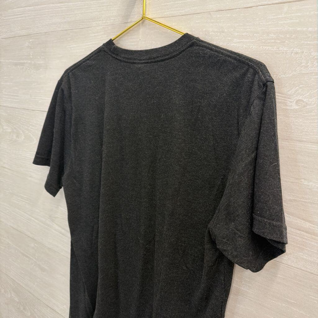 Grey Tennessee Strong Short Sleeve Graphic Tee Medium