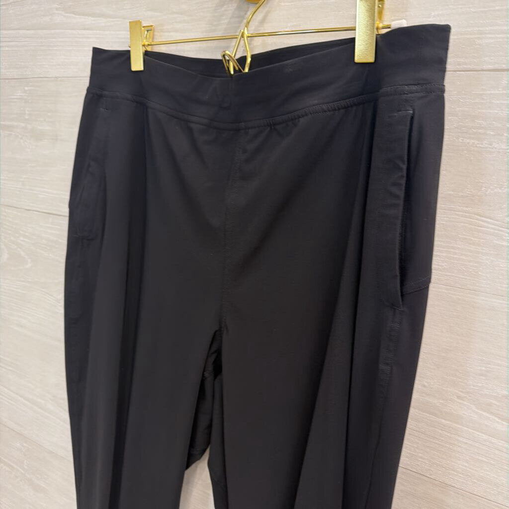 Lululemon Black Pull On Jogger Pants 10