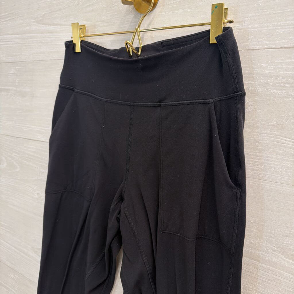 Lululemon Black Jogger Leggings 6