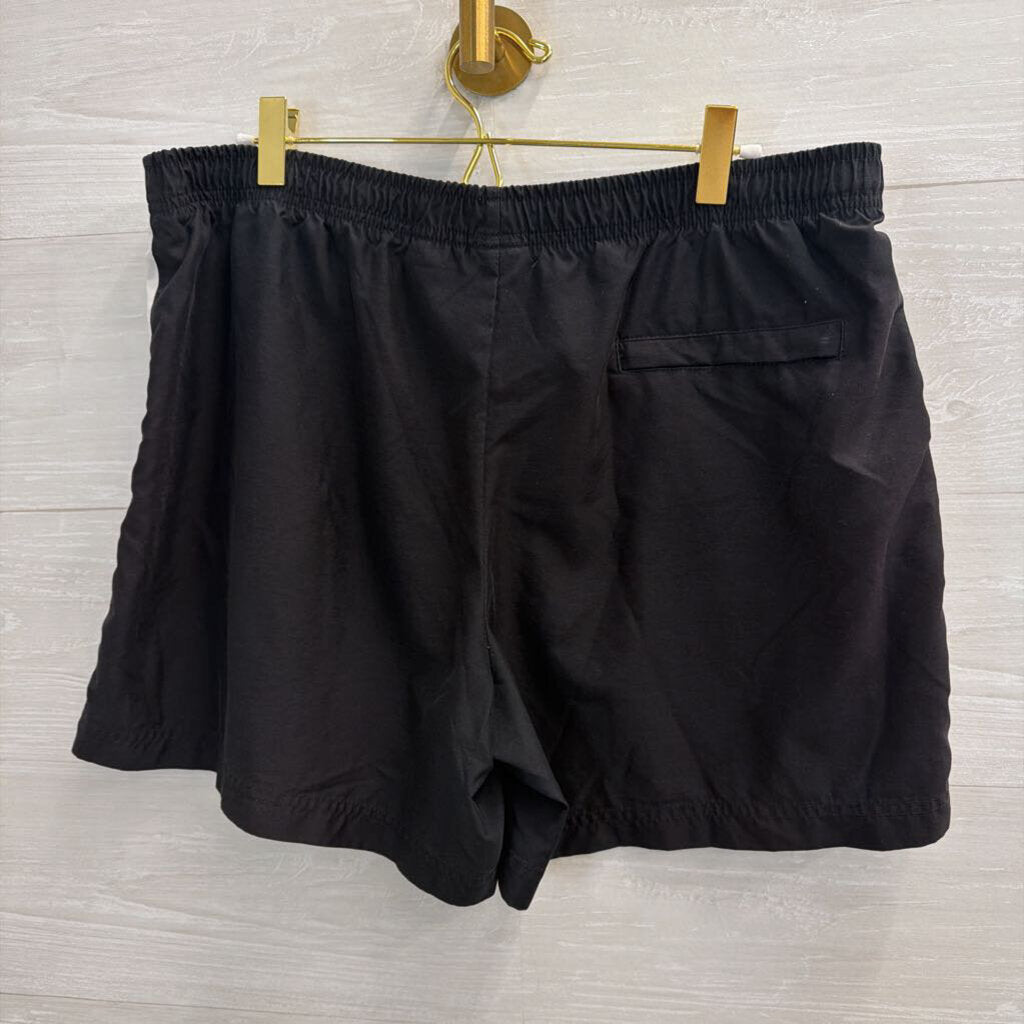 Nike Black/ White Athletic Shorts Large