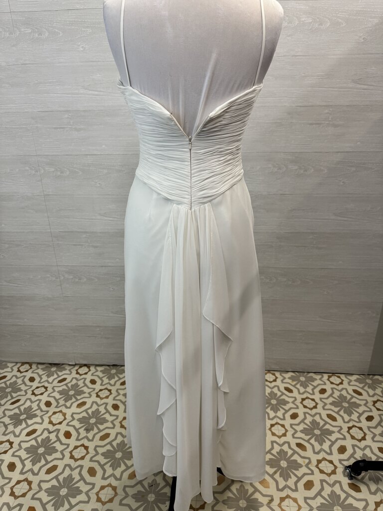 Bella Formals by Venus Ivory Pleated Ruched Top Bridal Gown 8